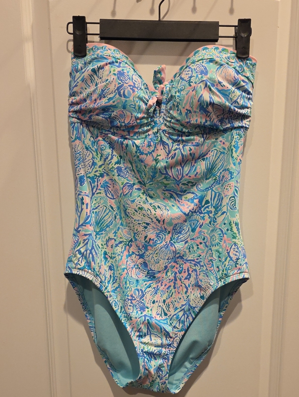 Lilly Pulitzer size 10 Surf Blue SOLEIL IT ON ME JAGGER SWIMSUIT Womans One Piec